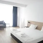 Aparthotel Primorsko アパート プリモルスコ