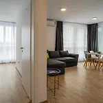 Aparthotel Primorsko アパート 4*