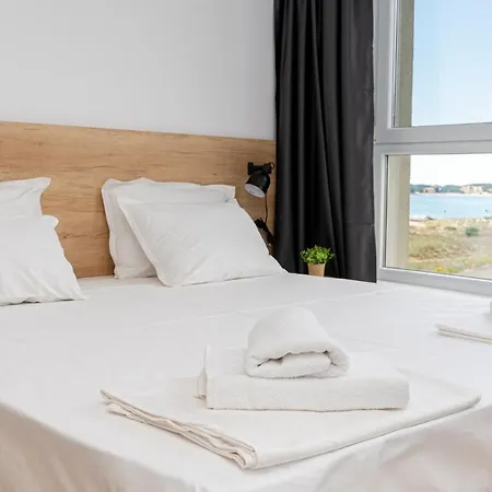 アパート Aparthotel Primorsko 4*