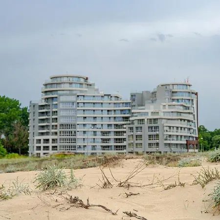 公寓 Aparthotel Primorsko 普里莫尔斯科