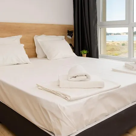 Lejlighed Aparthotel Primorsko 4*