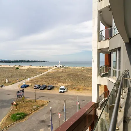 アパート Aparthotel Primorsko