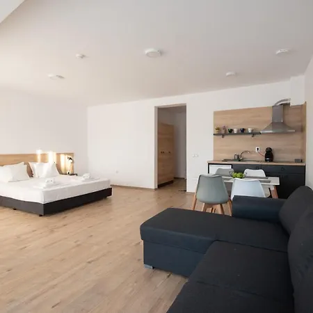 Aparthotel Primorsko Apartamento 2*