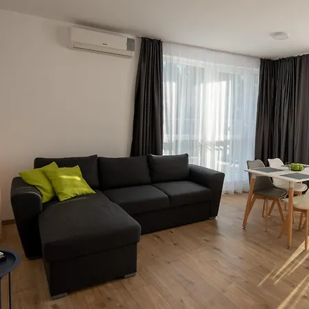 Aparthotel Primorsko Apartamento 2*